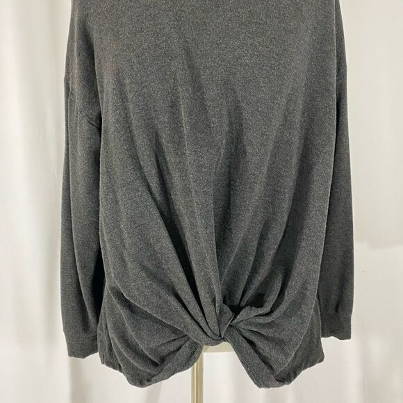 A New Day Twisted Front Sweatshirt - Picture 3 of 6